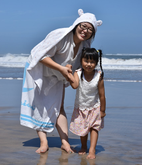 Maiko and Daughter